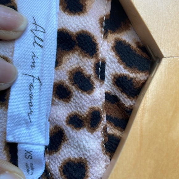 🐆NORDSTROM-bought “All in Favor” 🐆Leopard🐆 print blouse - Picture 4 of 9